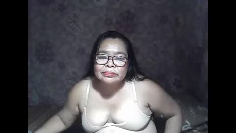 chenita_kits online show from January 18, 1:48 pm
