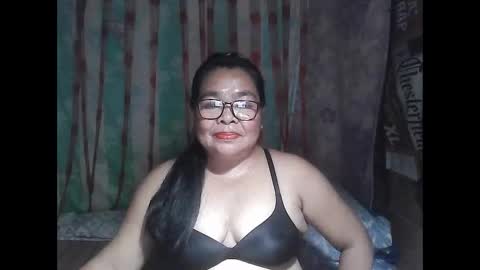 chenita_kits online show from April 2, 10:57 am