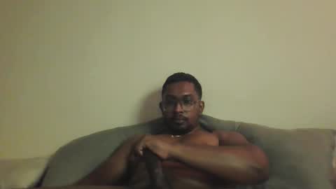 chennaibull1011 online show from May 14, 10:44 am