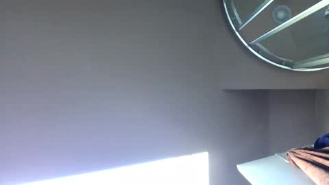 Snapshot of chenovich chatting on February 12, 3:16 pm chenovich online show from February 12, 3:16 pm