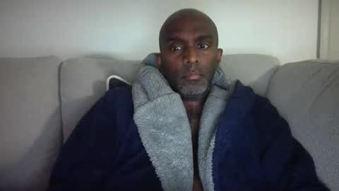 Snapshot of chenthu1979 chatting on April 5, 11:07 am chenthu1979 online show from April 5, 11:07 am