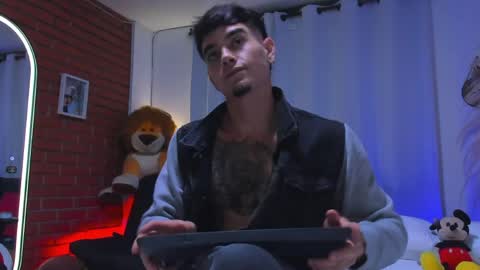 Snapshot of chepe_fit chatting on April 5, 10:51 pm chepe vause online show from April 5, 10:51 pm