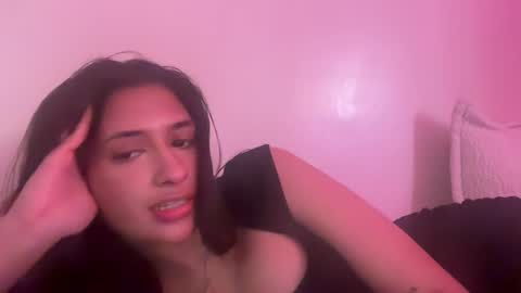 cherliecarmen online show from December 6, 9:13 pm