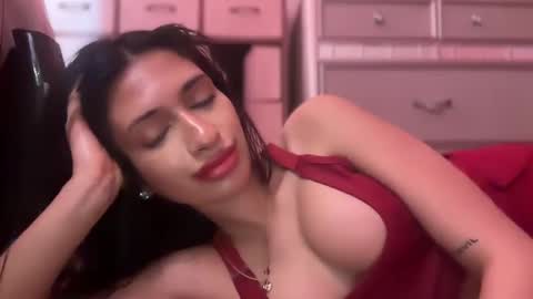 cherliecarmen online show from February 25, 6:31 pm