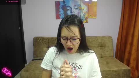 Snapshot of cherry_bigass_ chatting on March 8, 2:23 am Allison online show from March 8, 2:23 am