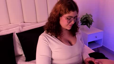 cherry_blackk online show from March 3, 11:54 pm