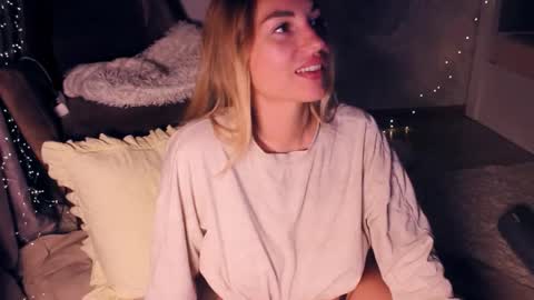 CherryBomb online show from April 20, 3:20 am