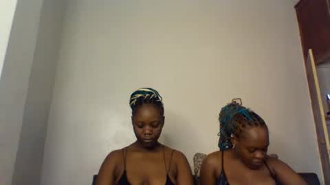 Fafa online show from May 9, 8:14 pm