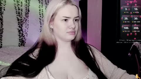 Snapshot of cherry_elfcat chatting on February 1, 12:04 pm cherry_elfcat online show from February 1, 12:04 pm