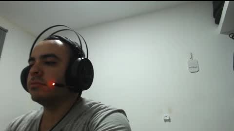 Snapshot of cherry_hotxx chatting on February 14, 4:09 am Thiago online show from February 14, 4:09 am