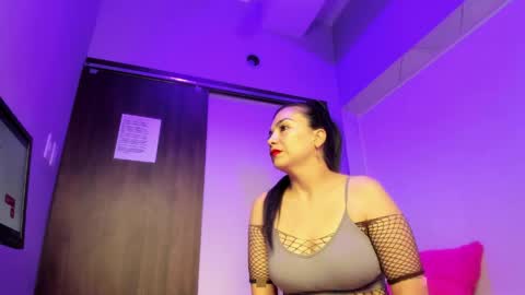 Cherry online show from April 2, 2:04 pm