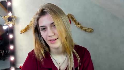 cherry_pr1ce online show from January 9, 10:31 am