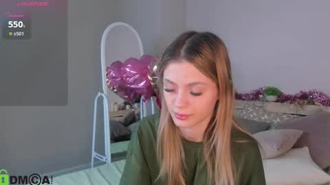 Snapshot of cherry_pr1ce chatting on February 22, 12:12 am cherry_pr1ce online show from February 22, 12:12 am