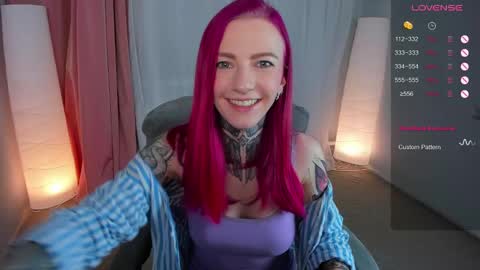 Snapshot of cherry_roxy chatting on March 2, 8:50 pm Roxy online show from March 2, 8:50 pm