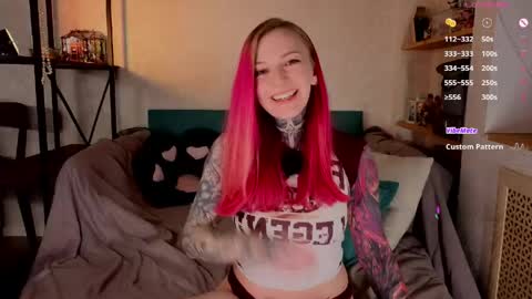 Roxy online show from April 17, 9:18 pm