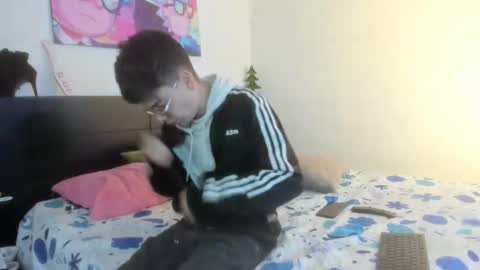 cherryandcreamsd online show from December 22, 4:31 am