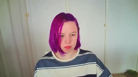 Snapshot of cherrybaby_0 chatting on February 9, 7:45 am cherrybaby_0 online show from February 9, 7:45 am