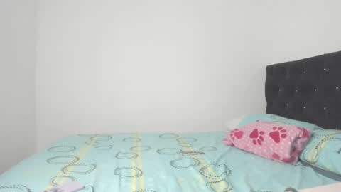 cherryblossom_23 online show from May 1, 1:43 am