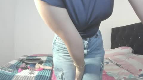 cherryblossom_23 online show from May 7, 1:00 am