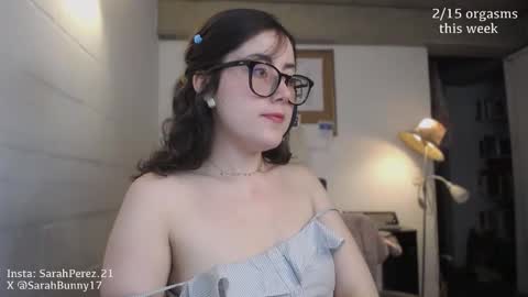 Snapshot of cherrybunny21 chatting on September 27, 2:05 am Sarah Prez online show from September 27, 2:05 am