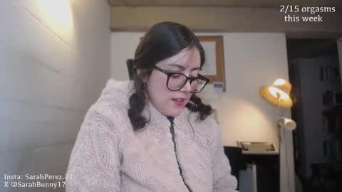 Snapshot of cherrybunny21 chatting on October 16, 1:50 am Sarah Prez online show from October 16, 1:50 am