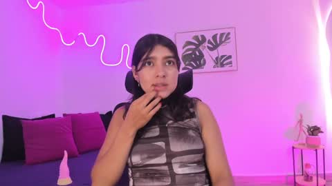 Snapshot of cherrydollxx chatting on September 21, 12:07 pm C H E R R Y online show from September 21, 12:07 pm