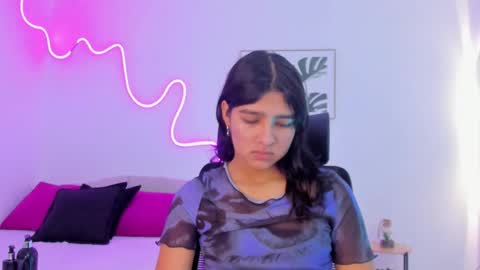 Snapshot of cherrydollxx chatting on October 16, 11:11 am C H E R R Y online show from October 16, 11:11 am