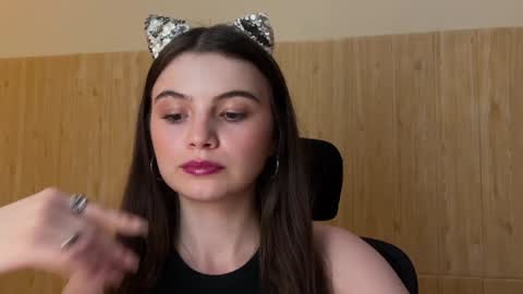 Lina online show from January 30, 9:57 am