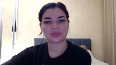 cherryevve online show from September 28, 8:14 pm