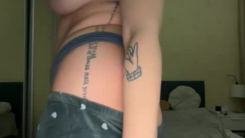 cherryevve online show from February 3, 6:13 pm