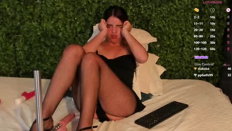 Snapshot of cherryfoxdaddy chatting on January 26, 10:35 pm Cherry online show from January 26, 10:35 pm