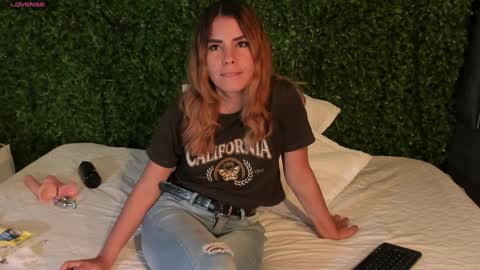 Snapshot of cherryfoxdaddy chatting on January 27, 7:13 pm Cherry online show from January 27, 7:13 pm