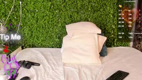 Snapshot of cherryfoxdaddy chatting on February 14, 4:52 pm Cherry online show from February 14, 4:52 pm