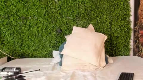 Snapshot of cherryfoxdaddy chatting on February 19, 8:52 pm Cherry online show from February 19, 8:52 pm