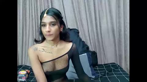 leah online show from December 28, 10:58 am