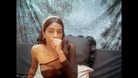 leah online show from January 9, 8:13 am