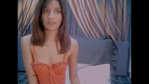 leah online show from January 17, 10:00 am