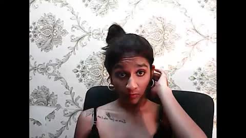 leah online show from February 17, 12:38 pm