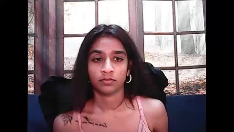 leah online show from February 21, 5:35 am