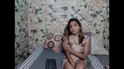 leah is the name online show from April 25, 5:10 am