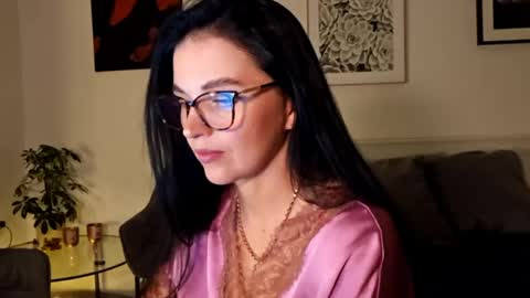 Kira online show from June 8, 7:58 pm