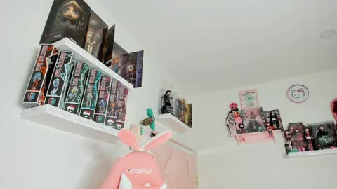 cherrycute666 online show from December 13, 4:00 am