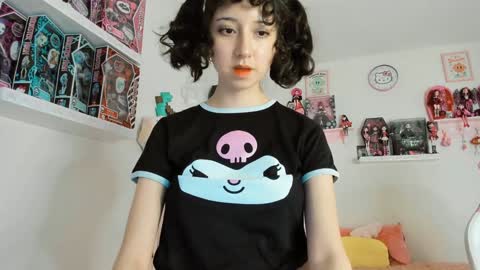cherrycute666 online show from January 18, 2:14 am