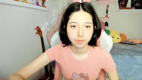 cherrycute666 online show from December 14, 2:39 am