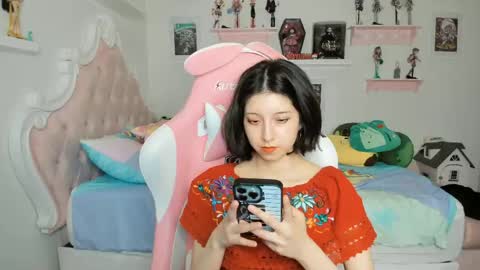 Snapshot of cherrymafer666 chatting on May 6, 2:40 am cherrycute666 online show from May 6, 2:40 am
