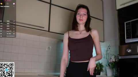 Loise online show from May 12, 5:21 pm