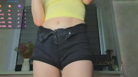Lysia online show from May 13, 3:20 pm