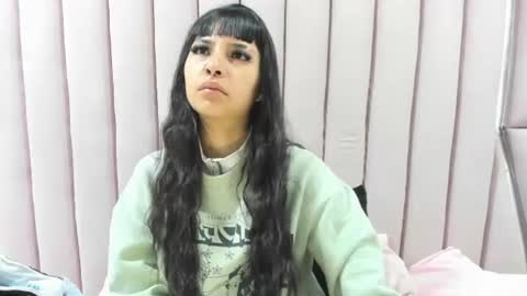 Snapshot of cherrysweetl_ chatting on June 23, 12:58 pm cherrysweetl_ online show from June 23, 12:58 pm