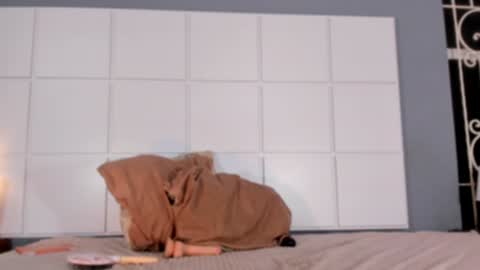 Snapshot of cherrytitts_ chatting on December 14, 1:28 am Cherrytitts online show from December 14, 1:28 am