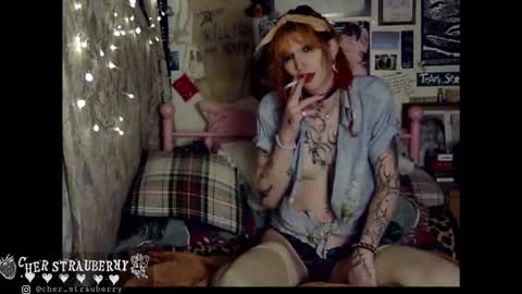 cher strauberry online show from January 14, 5:02 am